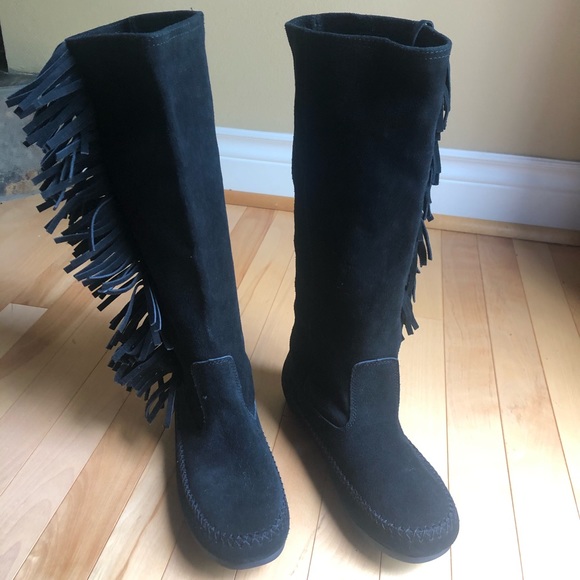 skechers moccasin boots